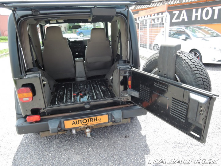 Jeep Wrangler 4,0 i 4x4 Sahara Klima We 2003