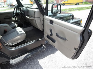 Jeep Wrangler 4,0 i 4x4 Sahara Klima We 2003