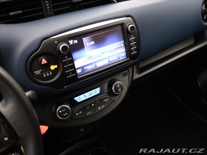 Toyota Yaris 1,5 VVT-i 82kW Automat CZ 2017
