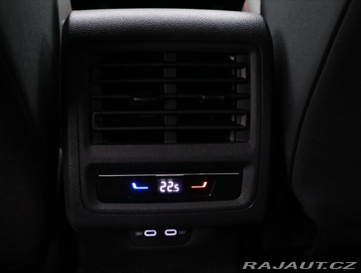 Volkswagen Golf 2,0 TSI GTI 180kW DSG DPH 2023