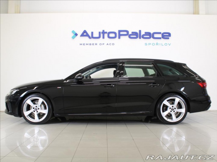 Audi A4 2,0 40TDi S-Line 56tkm. 1 2022