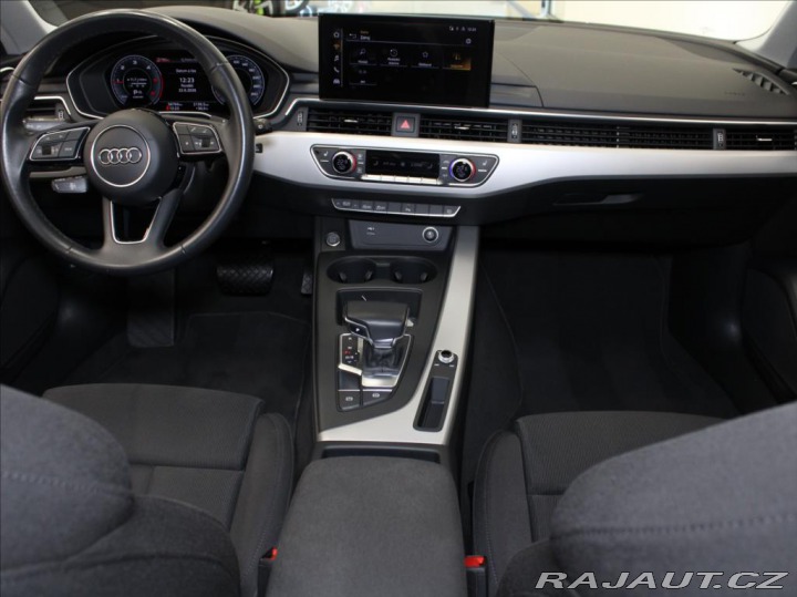 Audi A4 2,0 40TDi S-Line 56tkm. 1 2022