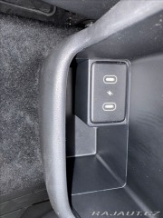 Hyundai Kona 1,6 T-GDI SMART 145KW AT 2024