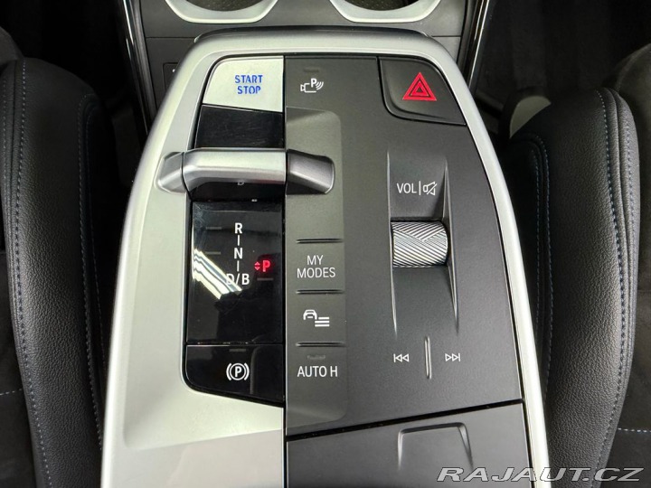 BMW iX1 xDrive 30 M-PAKET, INDIVI 2022