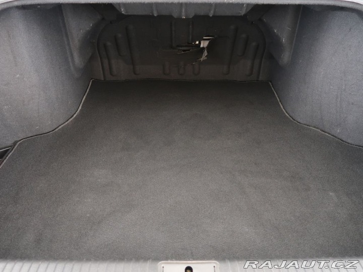 Kia Ostatní modely Opirus 3.5,V6,149kW,Automat,Exec 2005