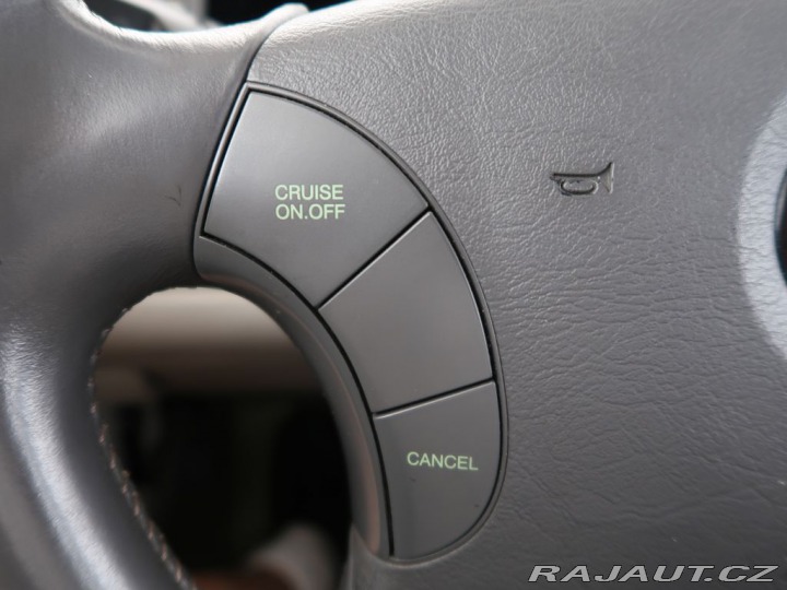Kia Ostatní modely Opirus 3.5,V6,149kW,Automat,Exec 2005