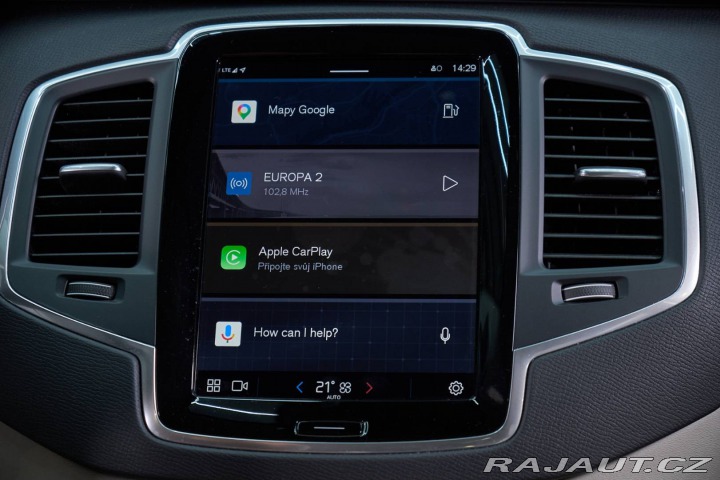 Volvo V90 2024