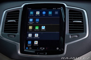 Volvo V90 2024