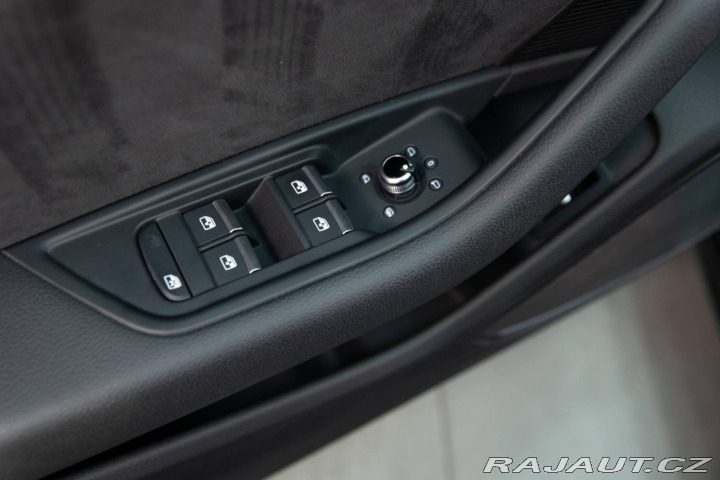 Audi A4 Avant 40 2.0 TDI S line 2020