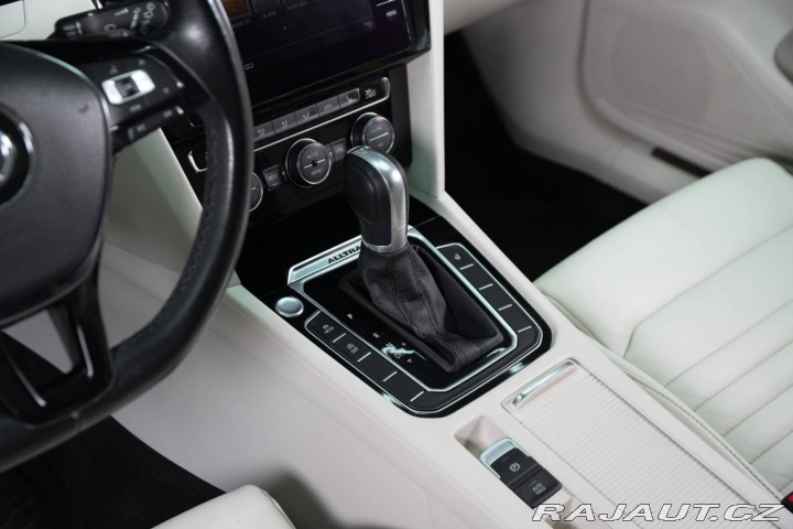 Volkswagen Passat Alltrack  2.0 TDI SCR 4Mo 2019