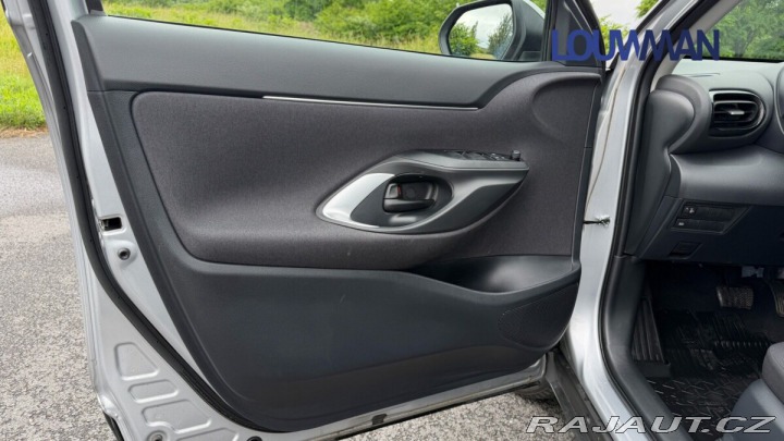 Toyota Yaris Cross 1.5L HEV CVT Comfort 2025