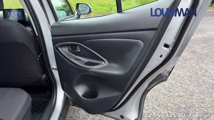 Toyota Yaris Cross 1.5L HEV CVT Comfort 2025