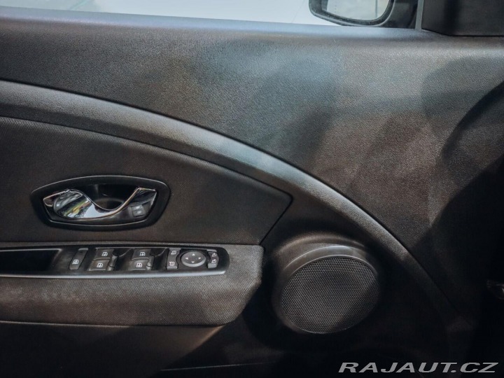 Renault Fluence 1.6 16V 82 kW 2014