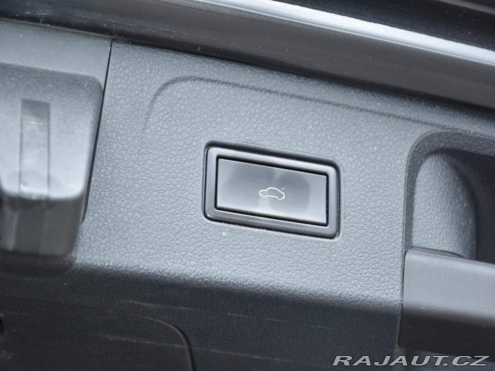 Volkswagen Passat 2.0TDI 110kW DSG R-line 2019