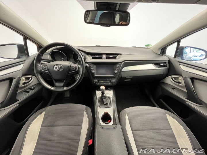 Toyota Avensis 1.8 Valvematic Trend 2017