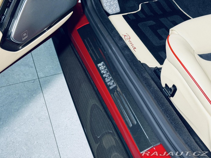 Ferrari Roma FULL CARBON MAX VÝB ZÁRUK 2021