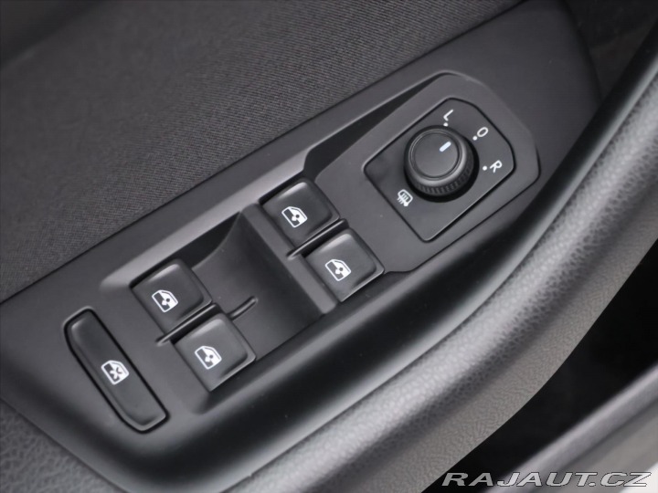 Volkswagen Passat 2,0 110kW BMT DSG Busines 2021