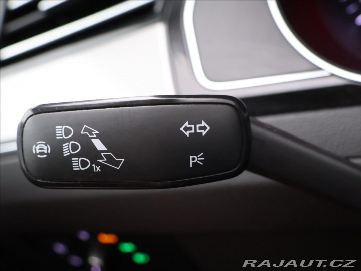 Volkswagen Passat 2,0 110kW BMT DSG Busines 2021