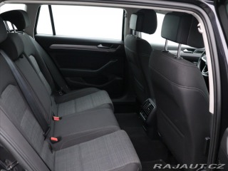 Volkswagen Passat 2,0 110kW BMT DSG Busines 2021