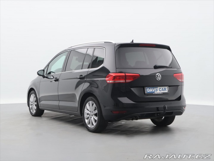 Volkswagen Touran 2,0 TDI 110kW DSG Highlin 2015