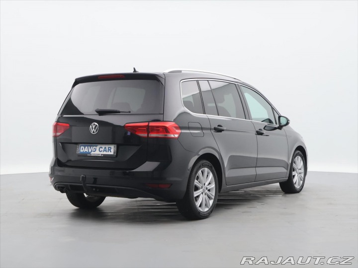 Volkswagen Touran 2,0 TDI 110kW DSG Highlin 2015