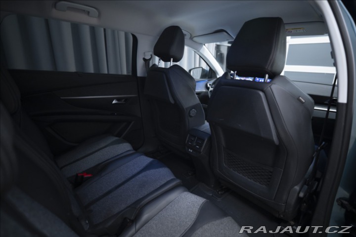 Peugeot 5008 1,2 PT KAMERA VÝHŘEV 7 MÍ 2018