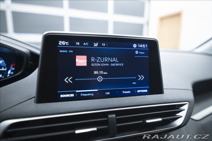 Peugeot 5008 1,2 PT KAMERA VÝHŘEV 7 MÍ 2018