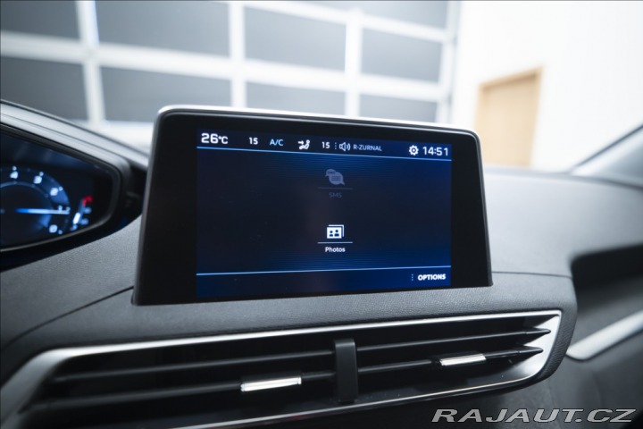 Peugeot 5008 1,2 PT KAMERA VÝHŘEV 7 MÍ 2018