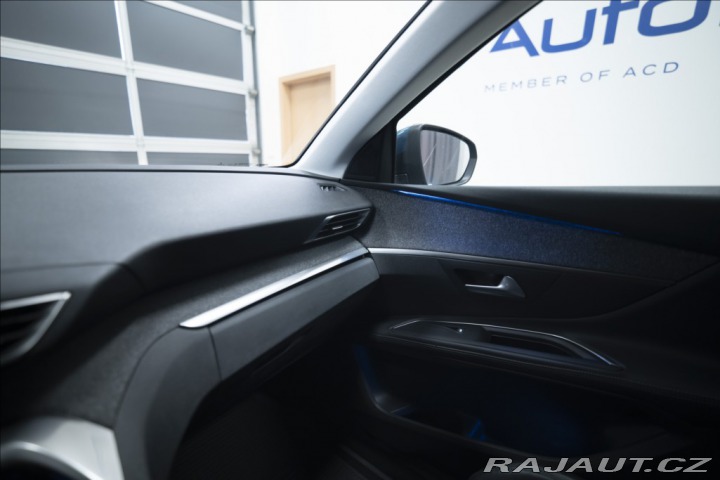 Peugeot 5008 1,2 PT KAMERA VÝHŘEV 7 MÍ 2018