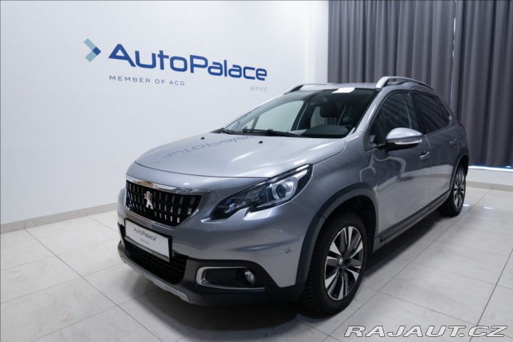 Peugeot 2008 1,2 i AT NAVI VÝHŘEV TAŽN 2017