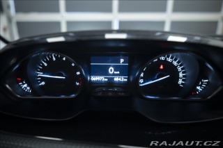 Peugeot 2008 1,2 i AT NAVI VÝHŘEV TAŽN 2017