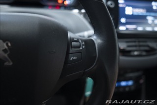 Peugeot 2008 1,2 i 1. AUT. AC VÝHŘEV 1 2018