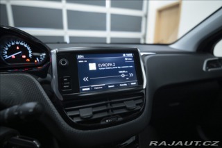 Peugeot 2008 1,2 i 1. AUT. AC VÝHŘEV 1 2018