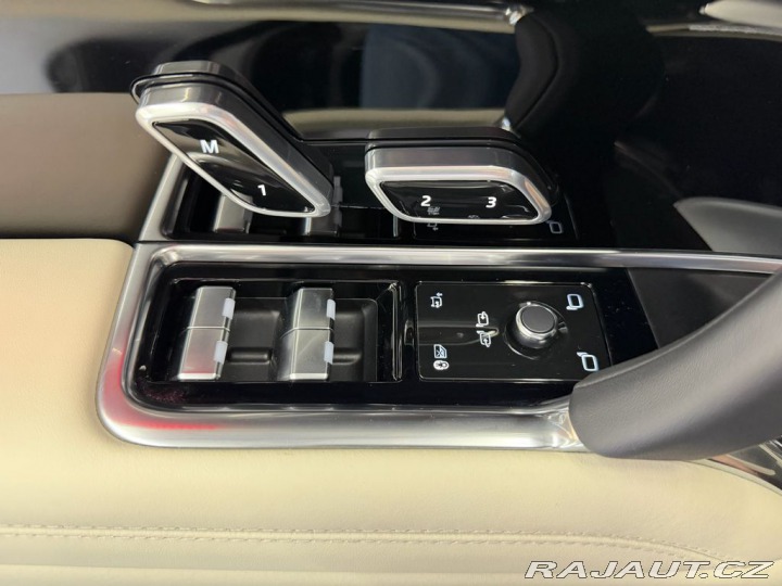 Land Rover Range Rover D350 AWD AUTOBIOGRAPHY, M 2025