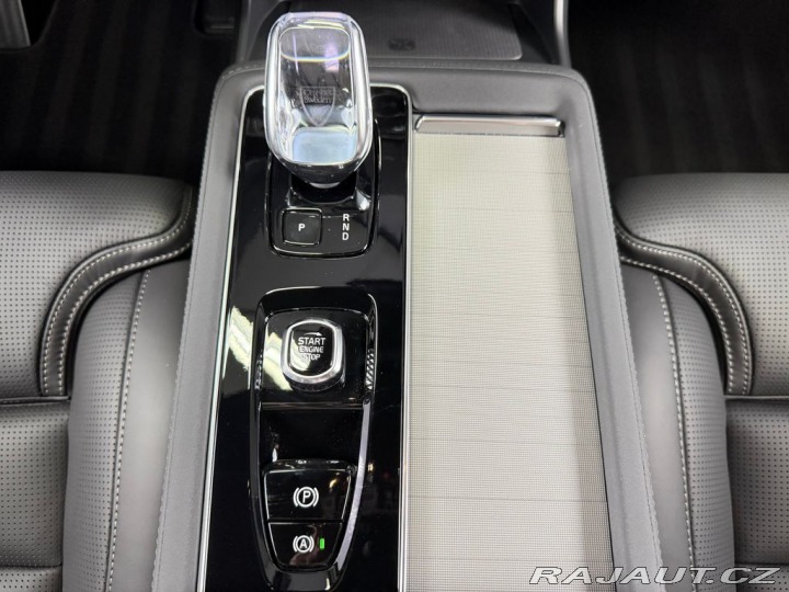 Volvo XC90 T8 AWD BLACK EDITION ULTR 2026