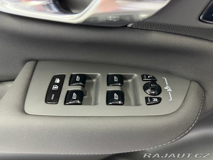 Volvo XC90 T8 AWD BLACK EDITION ULTR 2026