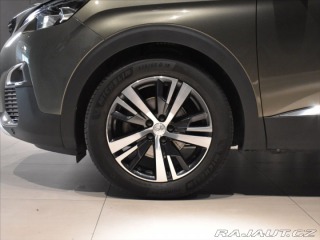 Peugeot 5008 1,5 HDI Allure Tažné,pano 2020