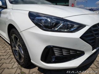 Hyundai i30 1,5 HB MT 1800