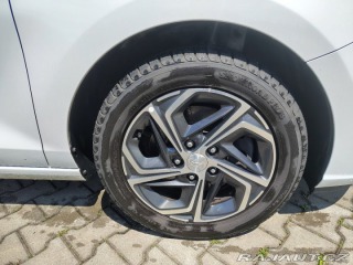 Hyundai i30 1,5 HB MT 1800