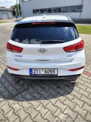 Hyundai i30 1,5 HB MT 1800