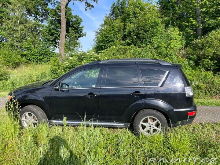 Mitsubishi Outlander 2,2   2012 130kw 2012