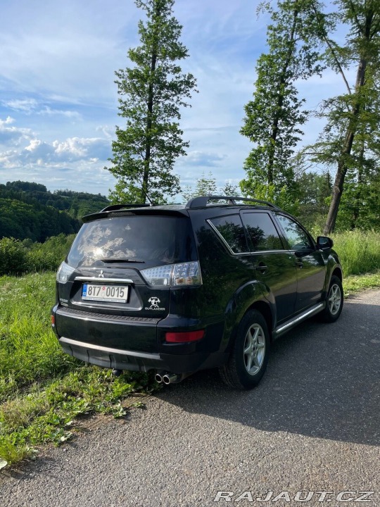 Mitsubishi Outlander 2,2   2012 130kw 2012
