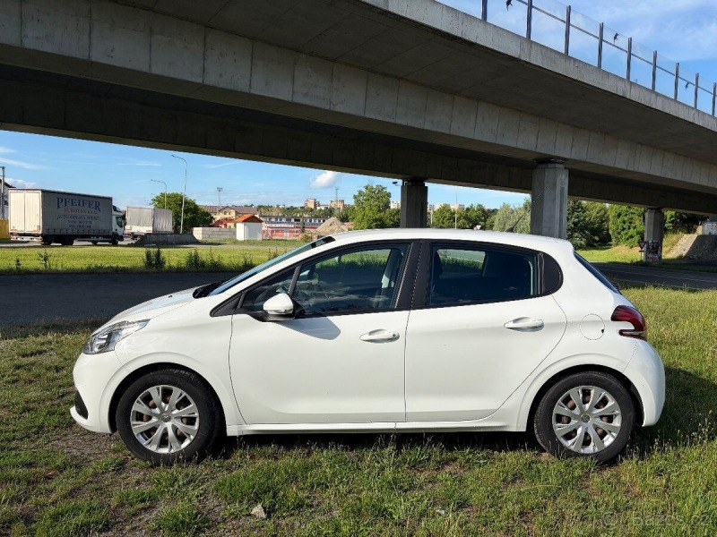 Peugeot 208 1,2 60KW, 2017