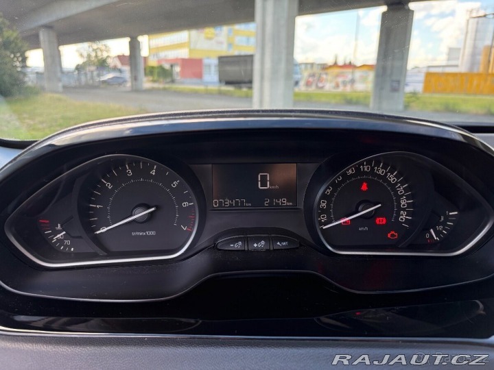 Peugeot 208 1,2   60KW, 2017 2017