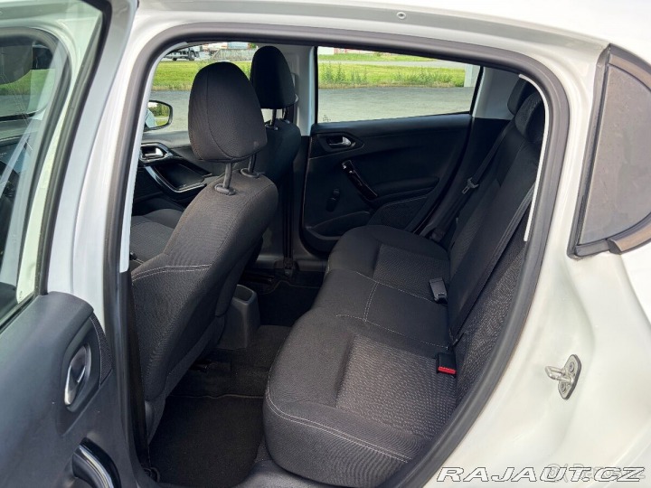 Peugeot 208 1,2   60KW, 2017 2017