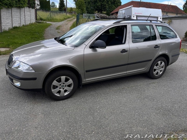 Škoda Octavia 1,6   II COMBI 2012, 75kW 2012