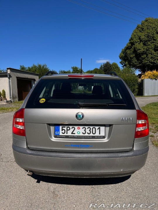 Škoda Octavia 1,6   II COMBI 2012, 75kW 2012