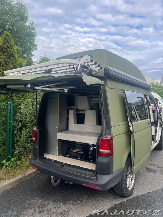 Volkswagen Transporter 2,0 T5 4motion Camper 2015