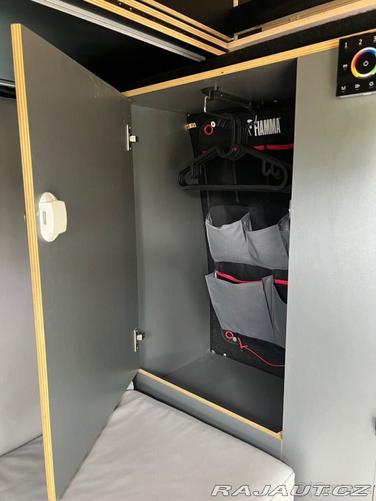 Volkswagen Transporter 2,0   T5 4motion Camper 2015