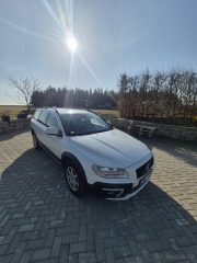 Volvo XC70 2,4   D4 AWD 158kW